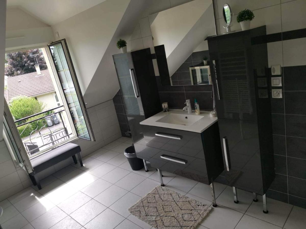 Chambre au calme Domont Extérieur photo